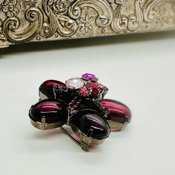 Vintage Purple Rhinestone Flower Brooch - Picture 5 of 8